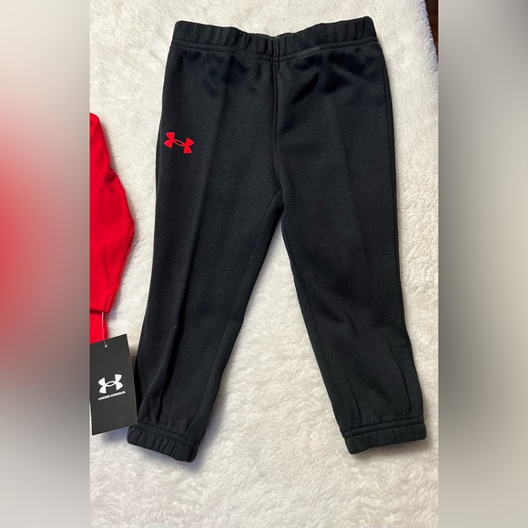 Boys 2 piece Under Armour Set, Size 18 months, NWT! - Picture 3 of 3